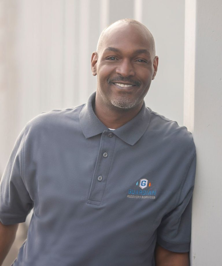 Headshot_0005_Laron-Bowden-768x922